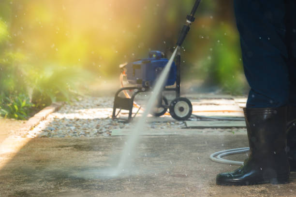Best Playground Equipment Cleaning  in Pinecrest, FL